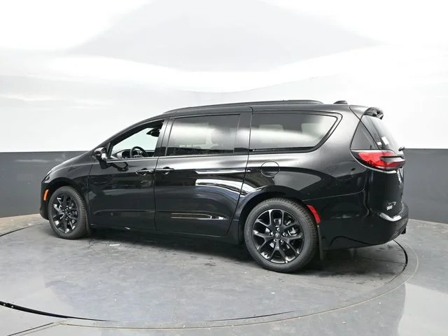 Nuevos CHRYSLER PACIFICA à Estados chez autogozo