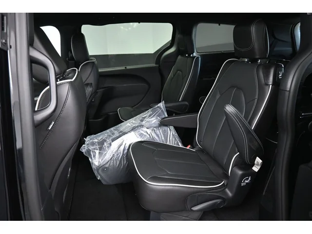 Nuevos CHRYSLER PACIFICA à Estados chez autogozo