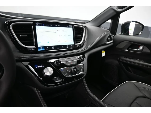 Nuevos CHRYSLER PACIFICA à Estados chez autogozo