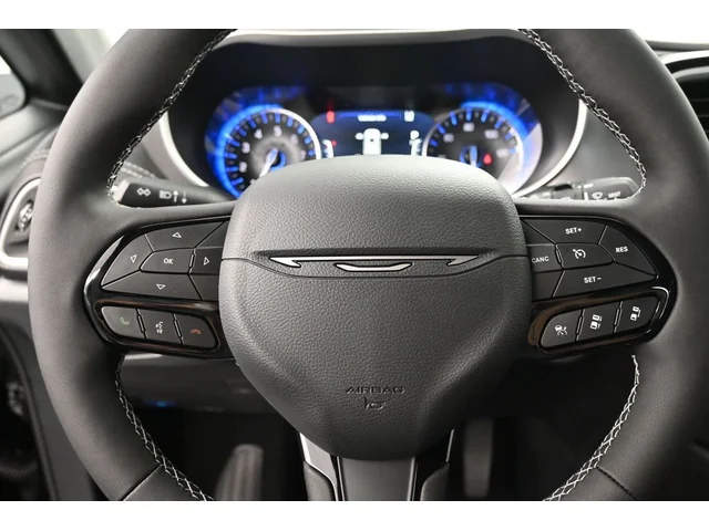 Nuevos CHRYSLER PACIFICA à Estados chez autogozo