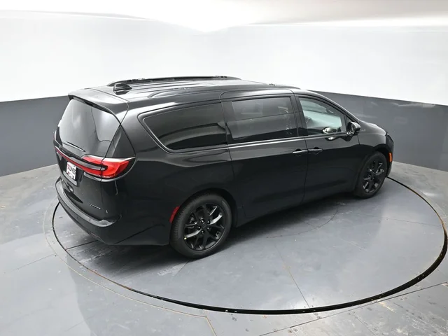 Nuevos CHRYSLER PACIFICA à Estados chez autogozo