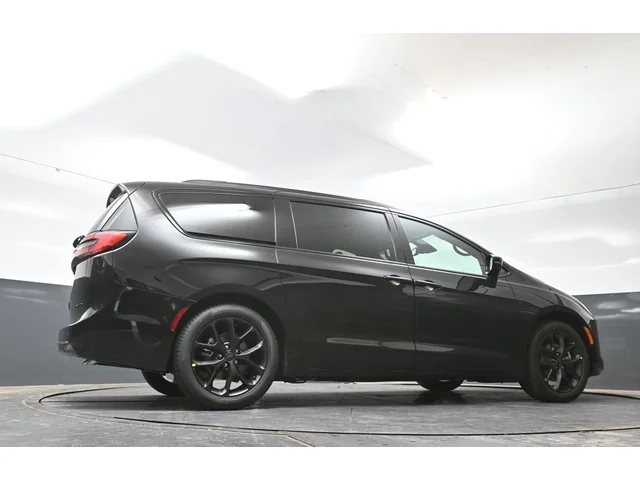 Nuevos CHRYSLER PACIFICA à Estados chez autogozo