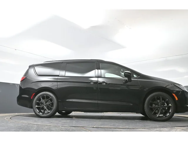 Nuevos CHRYSLER PACIFICA à Estados chez autogozo