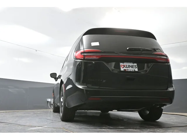 Nuevos CHRYSLER PACIFICA à Estados chez autogozo