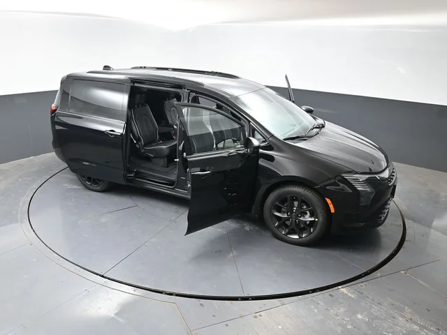 Nuevos CHRYSLER PACIFICA à Estados chez autogozo