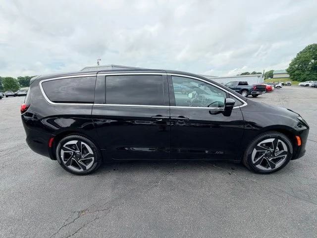 Nuevos CHRYSLER PACIFICA à Estados chez autogozo