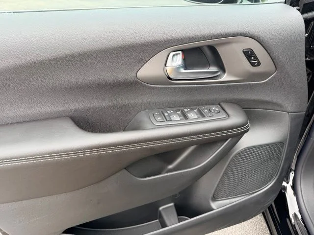 Nuevos CHRYSLER PACIFICA à Estados chez autogozo