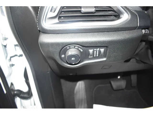 SEMINUEVOS CHRYSLER Pacifica a Estados en autogozo