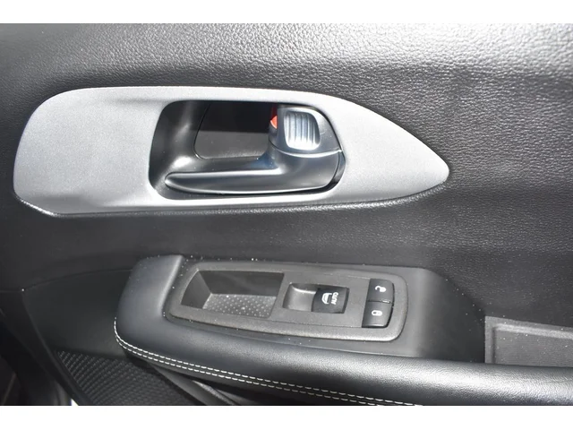 SEMINUEVOS CHRYSLER Pacifica a Estados en autogozo