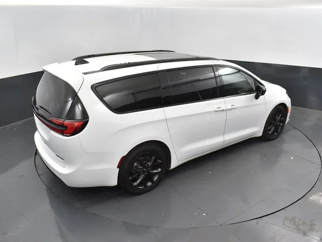 SEMINUEVOS CHRYSLER Pacifica a Estados en autogozo