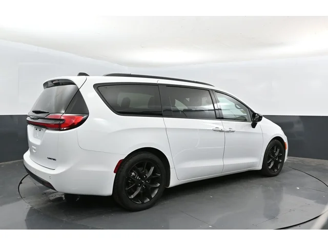 SEMINUEVOS CHRYSLER Pacifica a Estados en autogozo