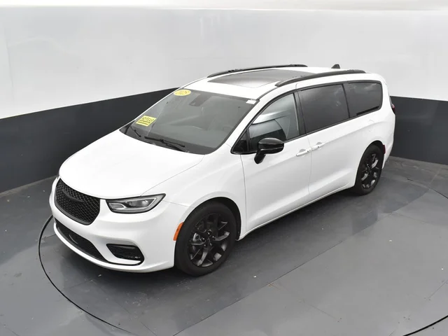 SEMINUEVOS CHRYSLER Pacifica a Estados en autogozo