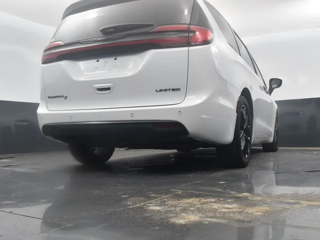 SEMINUEVOS CHRYSLER Pacifica a Estados en autogozo