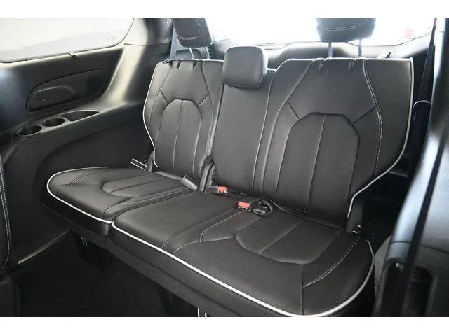 Nuevos CHRYSLER PACIFICA à Estados chez autogozo
