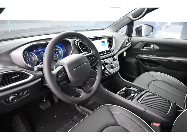 Nuevos CHRYSLER PACIFICA à Estados chez autogozo