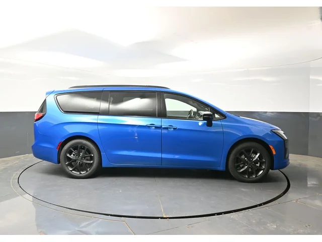 Nuevos CHRYSLER PACIFICA à Estados chez autogozo