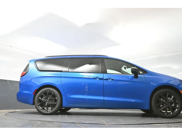 Nuevos CHRYSLER PACIFICA à Estados chez autogozo