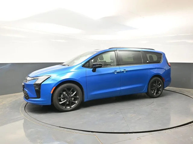 Nuevos CHRYSLER PACIFICA à Estados chez autogozo