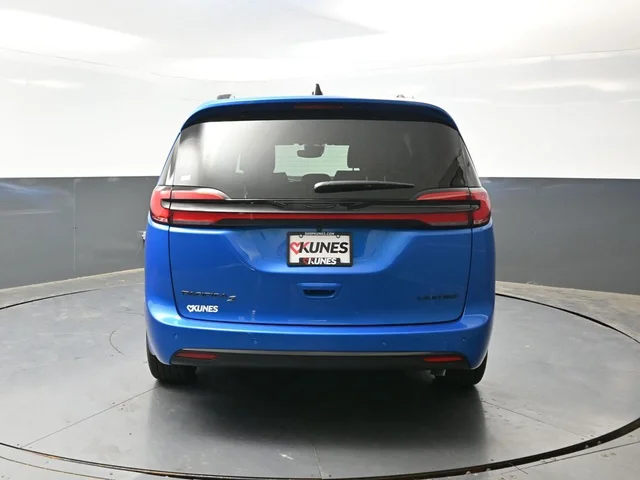 Nuevos CHRYSLER PACIFICA à Estados chez autogozo