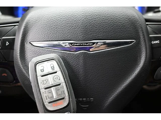 SEMINUEVOS CHRYSLER Pacifica a Estados en autogozo