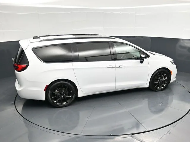 SEMINUEVOS CHRYSLER Pacifica a Estados en autogozo