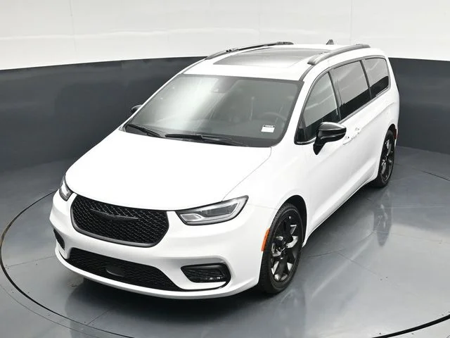 SEMINUEVOS CHRYSLER Pacifica a Estados en autogozo