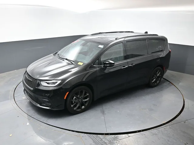SEMINUEVOS CHRYSLER Pacifica a Estados en autogozo