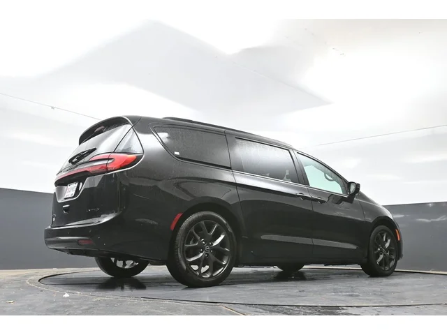 SEMINUEVOS CHRYSLER Pacifica a Estados en autogozo