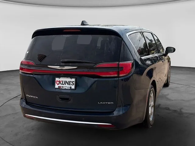 SEMINUEVOS CHRYSLER Pacifica a Estados en autogozo