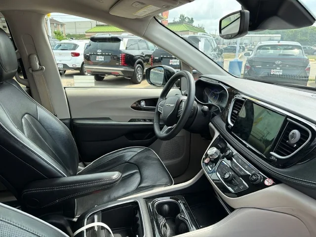 SEMINUEVOS CHRYSLER Pacifica a Estados en autogozo