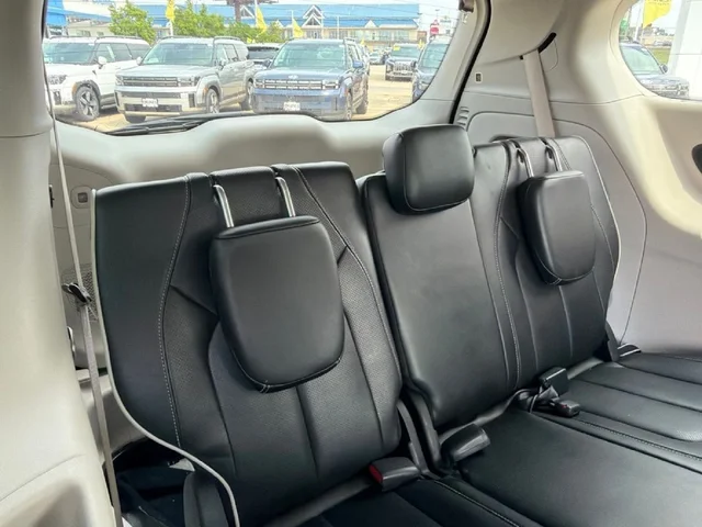 SEMINUEVOS CHRYSLER Pacifica a Estados en autogozo