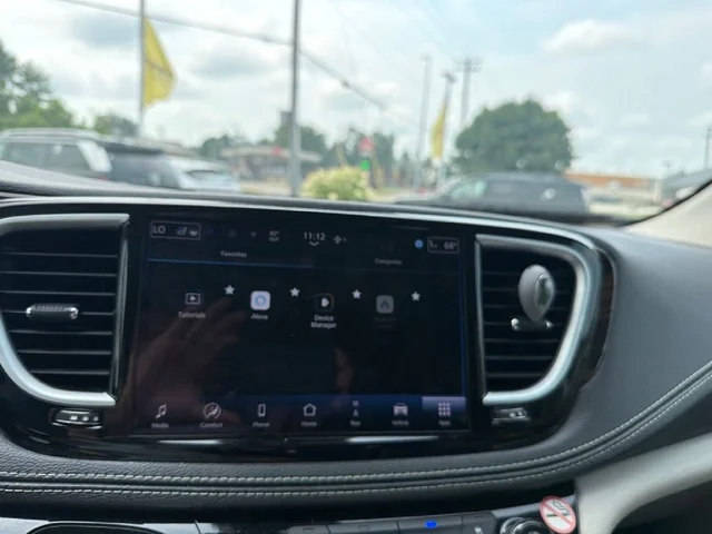 SEMINUEVOS CHRYSLER Pacifica a Estados en autogozo