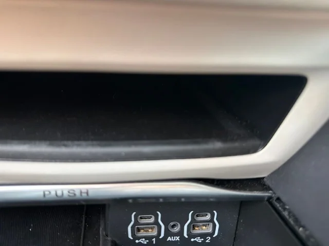 SEMINUEVOS CHRYSLER Pacifica a Estados en autogozo