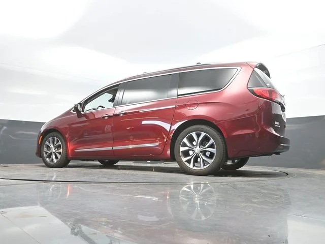 SEMINUEVOS CHRYSLER Pacifica a Estados en autogozo