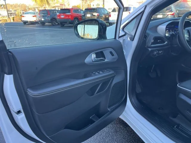 Nuevos CHRYSLER PACIFICA à Estados chez autogozo