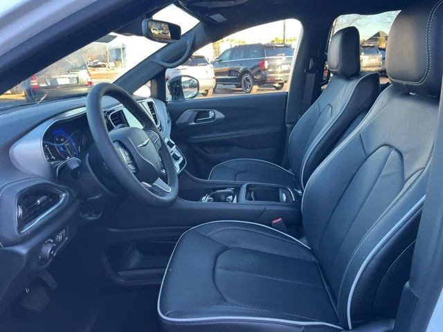 Nuevos CHRYSLER PACIFICA à Estados chez autogozo