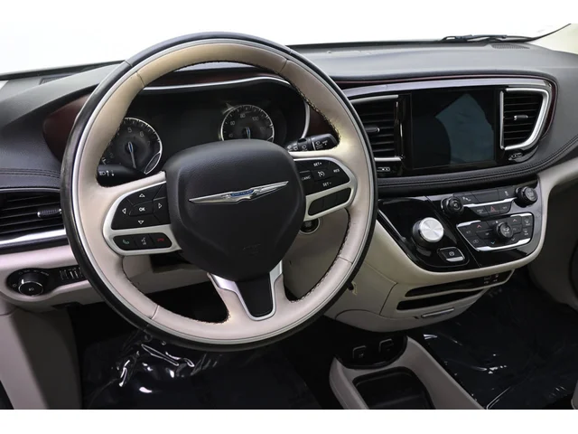 SEMINUEVOS CHRYSLER Pacifica a Estados en autogozo