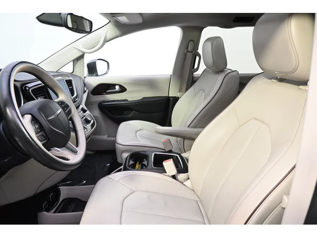 SEMINUEVOS CHRYSLER Pacifica a Estados en autogozo