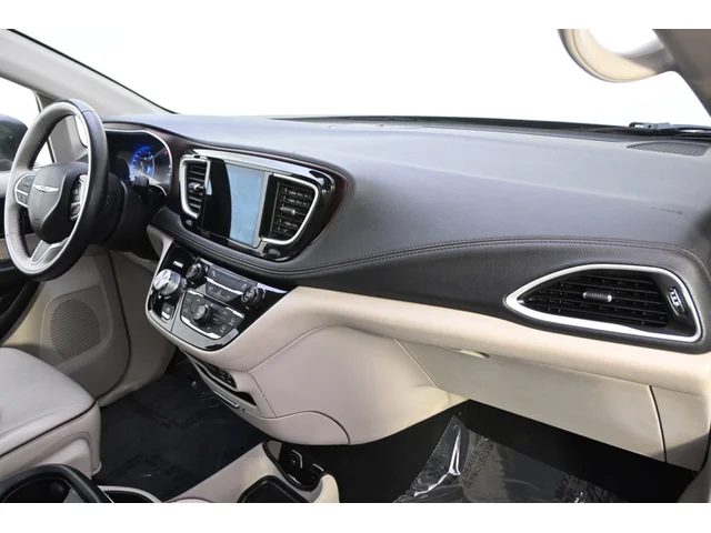 SEMINUEVOS CHRYSLER Pacifica a Estados en autogozo