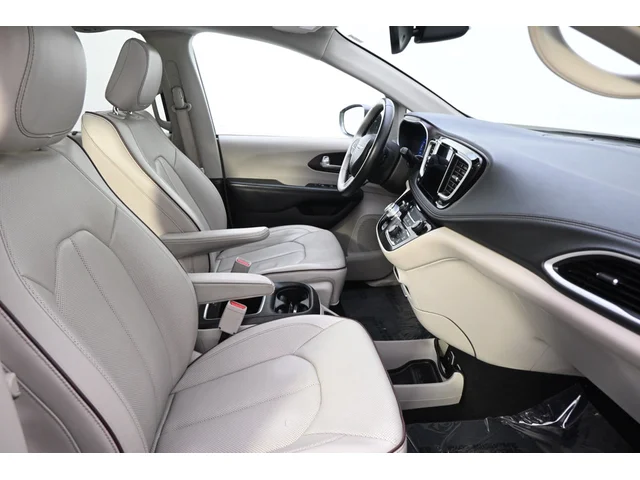 SEMINUEVOS CHRYSLER Pacifica a Estados en autogozo