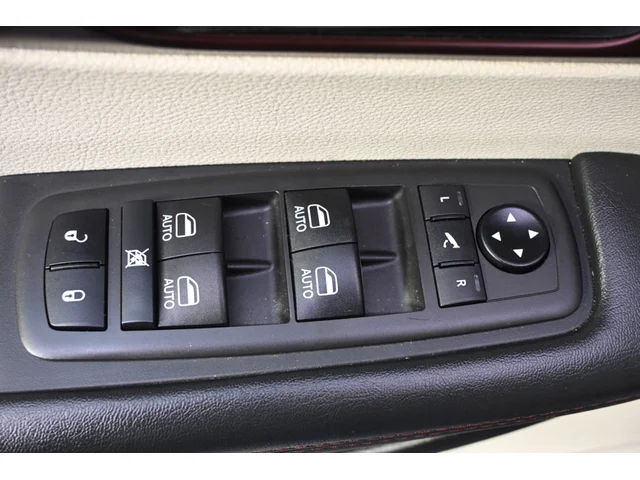 SEMINUEVOS CHRYSLER Pacifica a Estados en autogozo