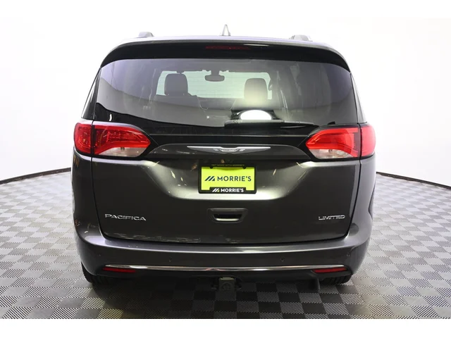 SEMINUEVOS CHRYSLER Pacifica a Estados en autogozo