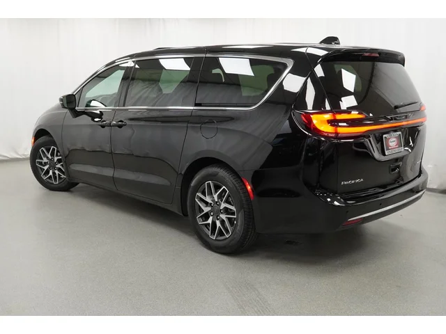 Nuevos CHRYSLER PACIFICA à Estados chez autogozo