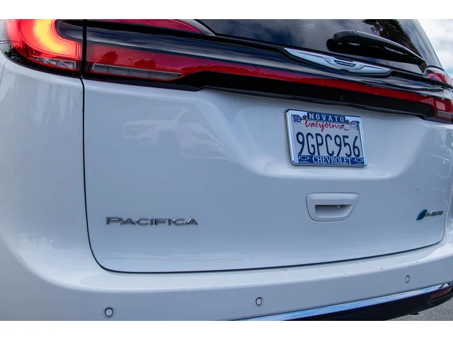 SEMINUEVOS CHRYSLER Pacifica Hybrid a Estados en autogozo