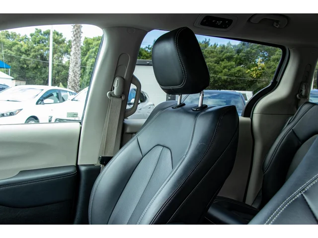 SEMINUEVOS CHRYSLER Pacifica Hybrid a Estados en autogozo