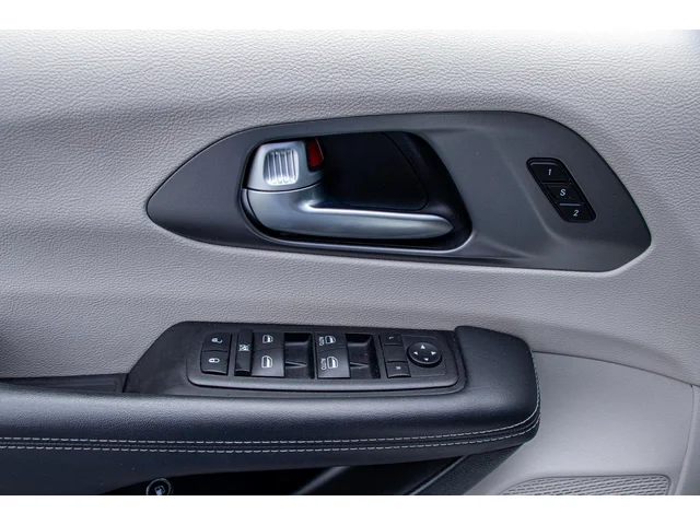 SEMINUEVOS CHRYSLER Pacifica Hybrid a Estados en autogozo