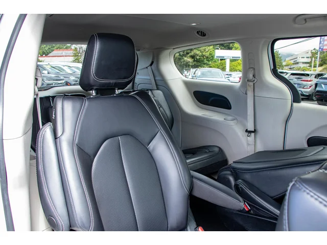 SEMINUEVOS CHRYSLER Pacifica Hybrid a Estados en autogozo