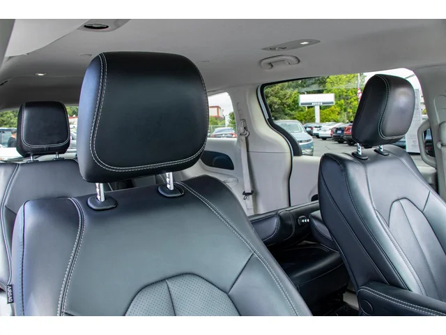 SEMINUEVOS CHRYSLER Pacifica Hybrid a Estados en autogozo