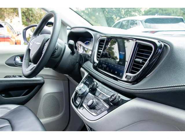 SEMINUEVOS CHRYSLER Pacifica Hybrid a Estados en autogozo