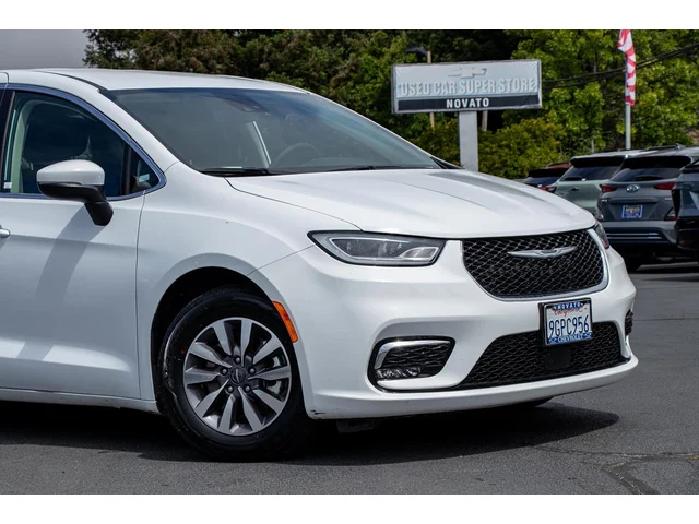 SEMINUEVOS CHRYSLER Pacifica Hybrid a Estados en autogozo